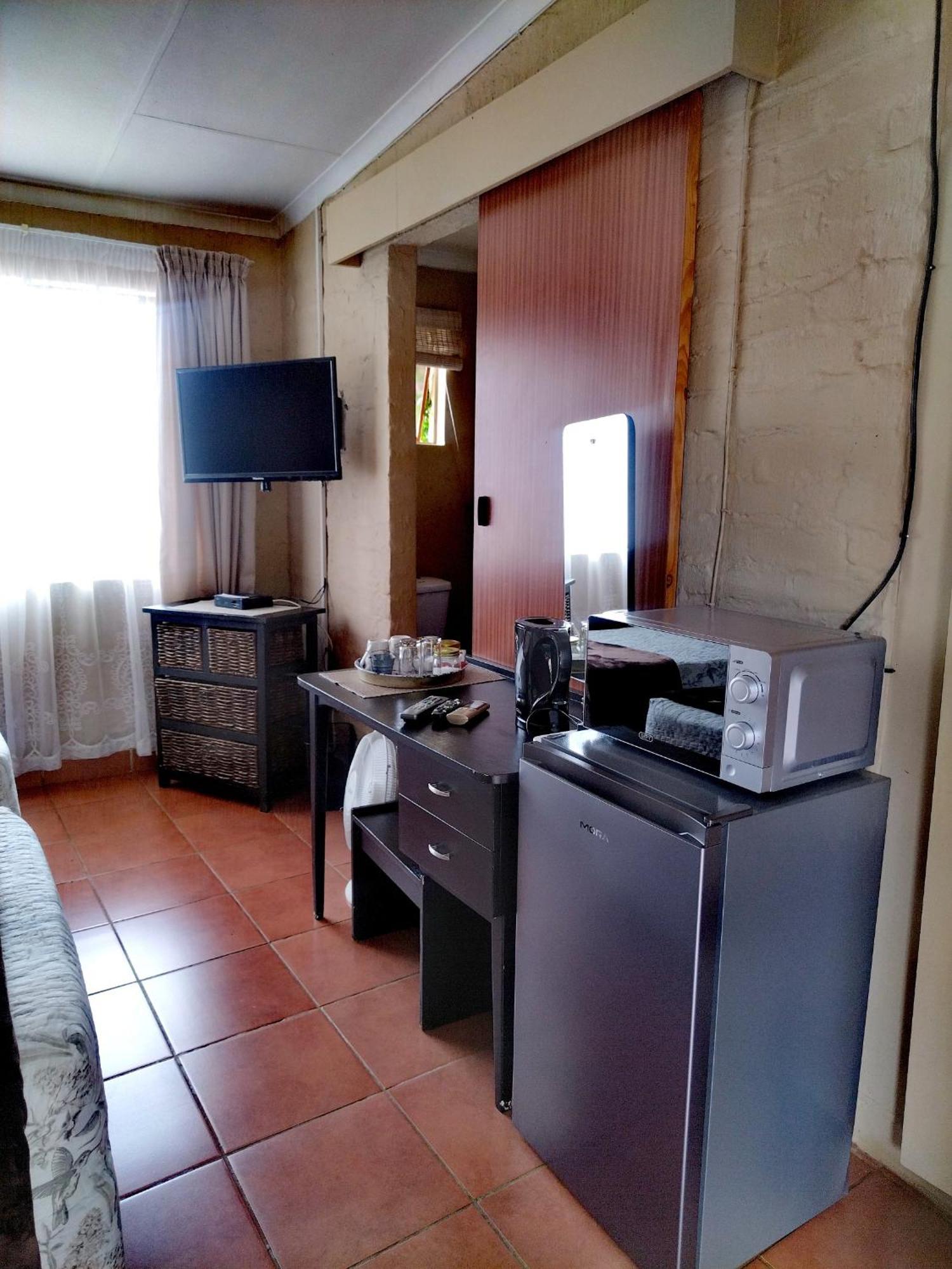 Africas Eden Guesthouse Mookgophong Екстер'єр фото
