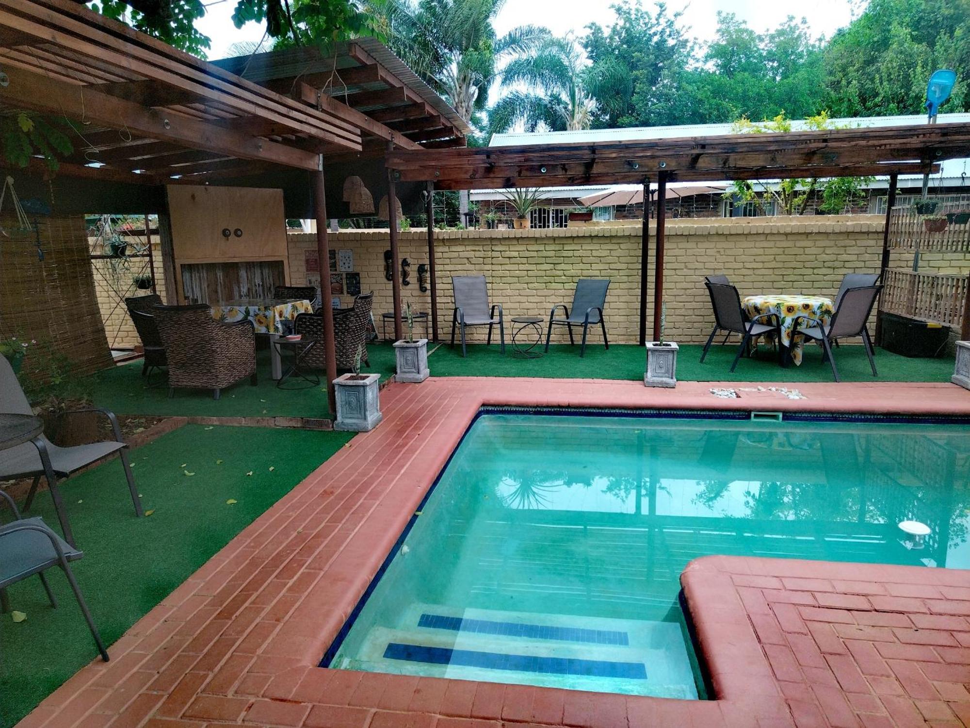 Africas Eden Guesthouse Mookgophong Екстер'єр фото