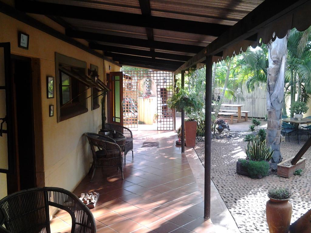 Africas Eden Guesthouse Mookgophong Екстер'єр фото