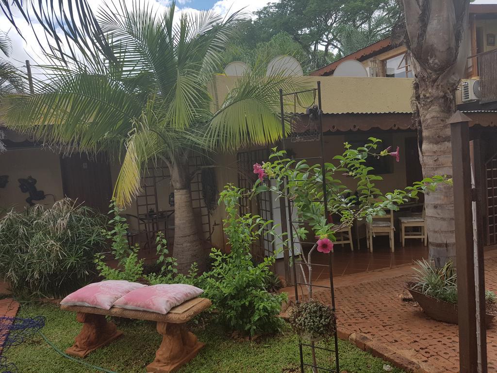 Africas Eden Guesthouse Mookgophong Екстер'єр фото